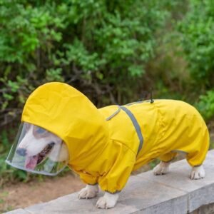 Capa de chuva com capuz e faixas refletivas para cães grandes
